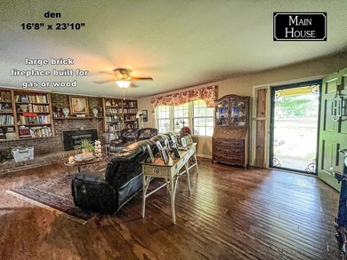 Country in the City! Located a mile south of Hwy 6 within - photo 50