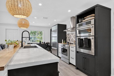 Welcome to this beautifully updated 3-bedroom, 2-bathroom - photo 5