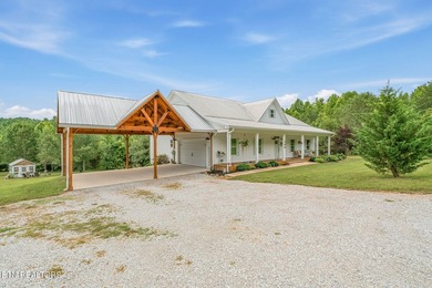 Hello to easy peaceful living in a desirable location with 2.2 - photo 2