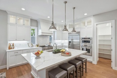 Experience elevated contemporary living in this stunning Victory - photo 11