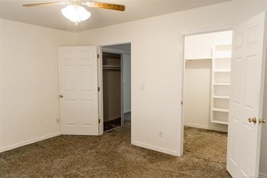 Charming cottage style home in Wagoner situated on approximately - photo 9