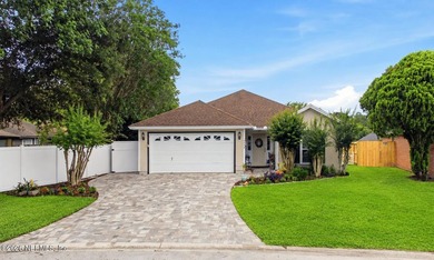 NEW PRICE - SELLERS ARE READY TO MOVE!! Situated on a scenic - photo 1