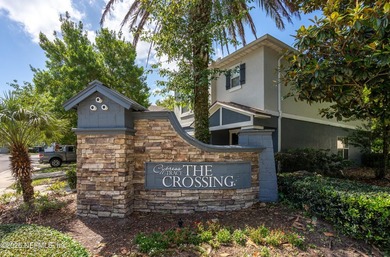 Discover low-maintenance living in this well-maintained - photo 2