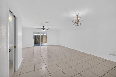 Welcome to this beautifully updated 3-bedroom, 2.5-bath 2 story - photo 11