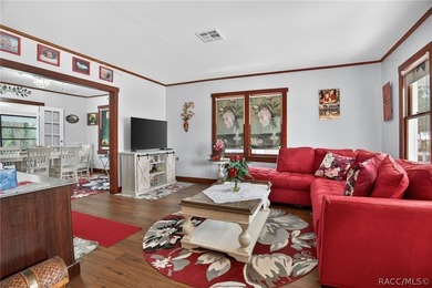 Timeless waterfront living meets coastal charm on Kings Bay - photo 13