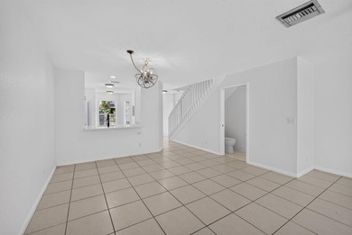 Welcome to this beautifully updated 3-bedroom, 2.5-bath 2 story - photo 15