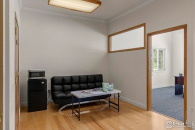 A rare opportunity to own a FULLY LEASED, versatile 6-unit - photo 22