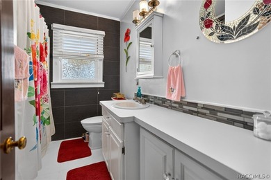 Timeless waterfront living meets coastal charm on Kings Bay - photo 24