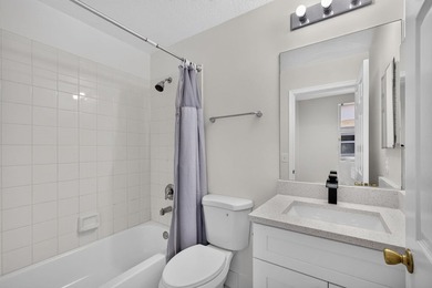 Welcome to this beautifully updated 3-bedroom, 2.5-bath 2 story - photo 25
