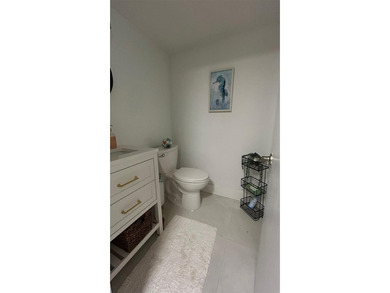 First-floor unit in the heart of Margate, completely remodeled - photo 6