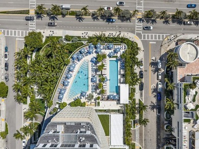 A refined coastal residence within the prestigious Four Seasons - photo 30