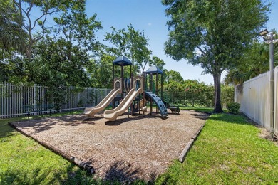 Welcome to this beautifully updated 3-bedroom, 2.5-bath 2 story - photo 32