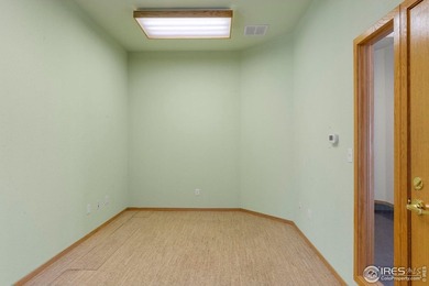 A rare opportunity to own a FULLY LEASED, versatile 6-unit - photo 43