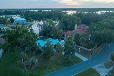 Timeless waterfront living meets coastal charm on Kings Bay - photo 45