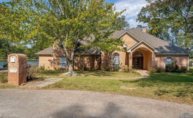 Horseshoe Club Lake Home For Sale in Tyler Texas