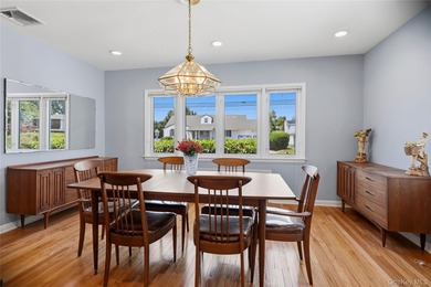 WELCOME TO YOUR NEXT HOME! SOLID BUILT 1957 HARDWOOD FLOORS - photo 17