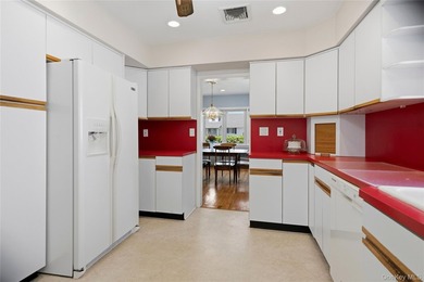 WELCOME TO YOUR NEXT HOME! SOLID BUILT 1957 HARDWOOD FLOORS - photo 20
