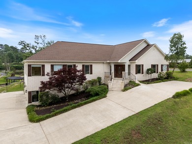 Lake Hamilton Home For Sale in Hot Springs Arkansas