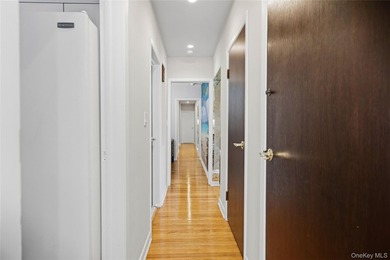 WELCOME TO YOUR NEXT HOME! SOLID BUILT 1957 HARDWOOD FLOORS - photo 30