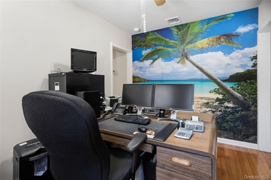 WELCOME TO YOUR NEXT HOME! SOLID BUILT 1957 HARDWOOD FLOORS - photo 33
