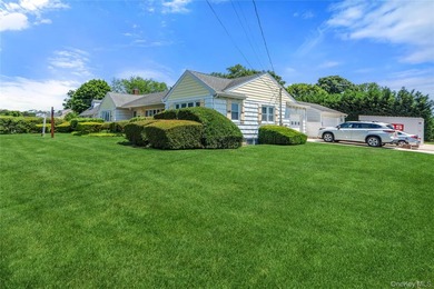 WELCOME TO YOUR NEXT HOME! SOLID BUILT 1957 HARDWOOD FLOORS - photo 40