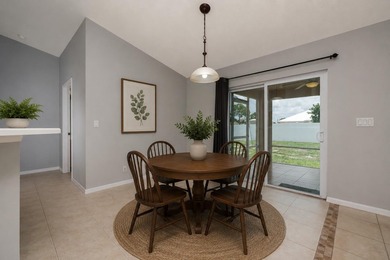 Welcome to this beautifully maintained 3 bedroom, 2 bathroom - photo 10