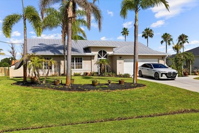 Direct ocean access, a deepwater canal, and a move-in-ready home - photo 2