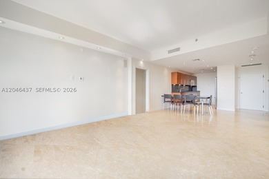 EXQUISITELY REMODELED, 2 Bedroom Split plan plus huge DEN, 2 - photo 6