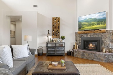 Turnkey Luxury Cabin in prestigious Pine Canyon. Everything is - photo 11