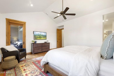 Turnkey Luxury Cabin in prestigious Pine Canyon. Everything is - photo 22
