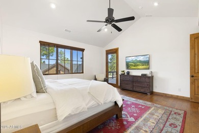 Turnkey Luxury Cabin in prestigious Pine Canyon. Everything is - photo 23