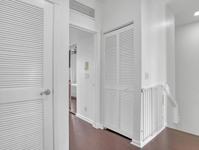 Welcome to Parkside Square, a hidden gem in Boynton Beach. This - photo 27