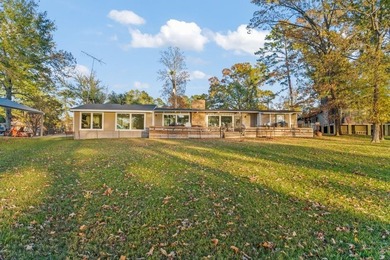 Experience refined lakefront living in this rare waterfront - photo 28