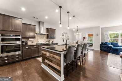 Beautiful 4BR/2.5BA home with a SALTWATER POOL on a GOLF COURSE