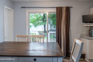 Welcome home to this well-cared for ranch in Lake Riviera - photo 12