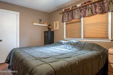 Welcome home to this well-cared for ranch in Lake Riviera - photo 17