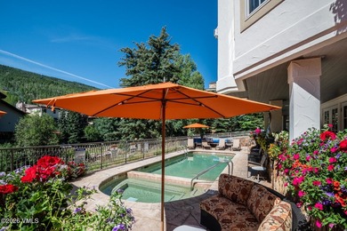 Beautiful recently remodeled condo. Enjoy one of the best - photo 17