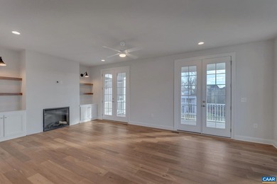 Beautiful End Unit Townhome located close to The Old Trail Golf - photo 18