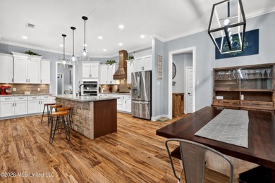 Custom-built and only 4 years young, this exceptional 5-bedroom - photo 21