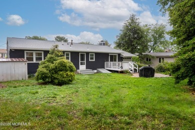 Welcome home to this well-cared for ranch in Lake Riviera - photo 29