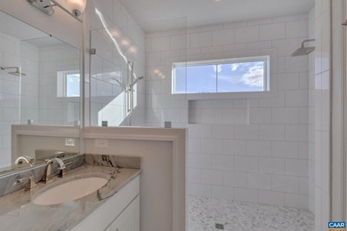Beautiful End Unit Townhome located close to The Old Trail Golf - photo 32
