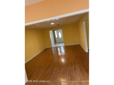 Great opportunity to own a beautiful, spacious home with an - photo 4