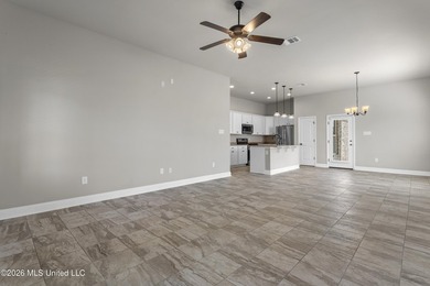 Don't miss this beautifully maintained home in the Savoy Place - photo 8