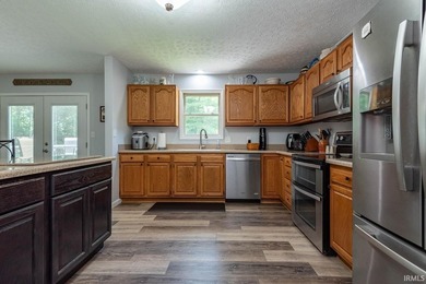 This stunning home on a 1.73 acre site has been freshly - photo 11