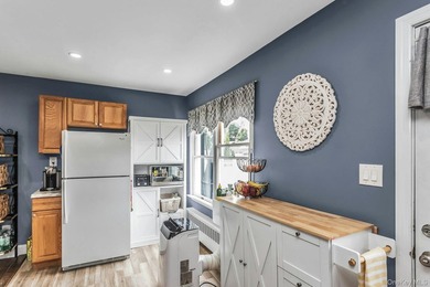 Welcome to this beautifully renovated, in 2021, 3 bedroom, 3 - photo 12