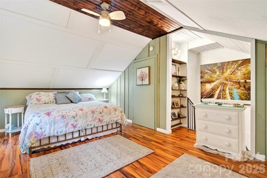 Creekside Mountain Retreat with Views, Dual Decks & Flexible - photo 16