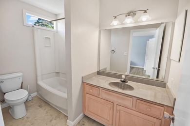 Plenty of privacy right in the middle of everything that North - photo 18