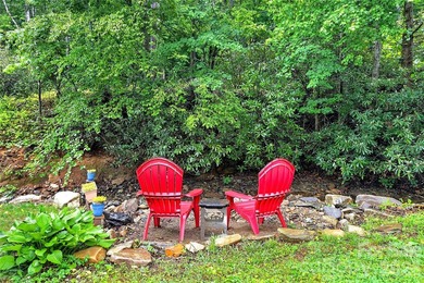 Creekside Mountain Retreat with Views, Dual Decks & Flexible - photo 19