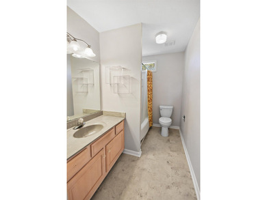 Plenty of privacy right in the middle of everything that North - photo 21