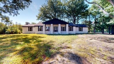 Lake Home For Sale in Dyersburg, Tennessee